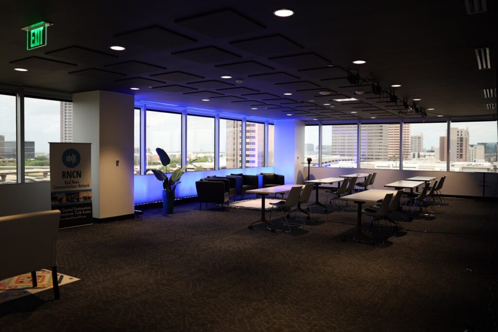 Event Space 2 dallas-event-space-wide-room-layout-1